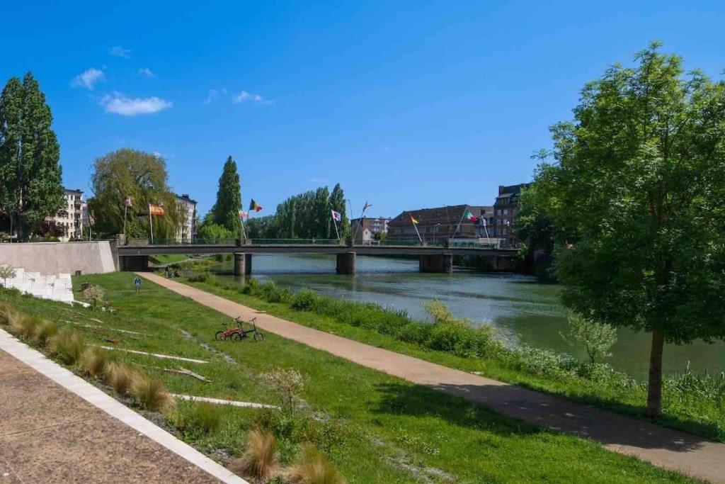 La Suite 7 Gite Urbain Charleville-Mézières Exterior foto